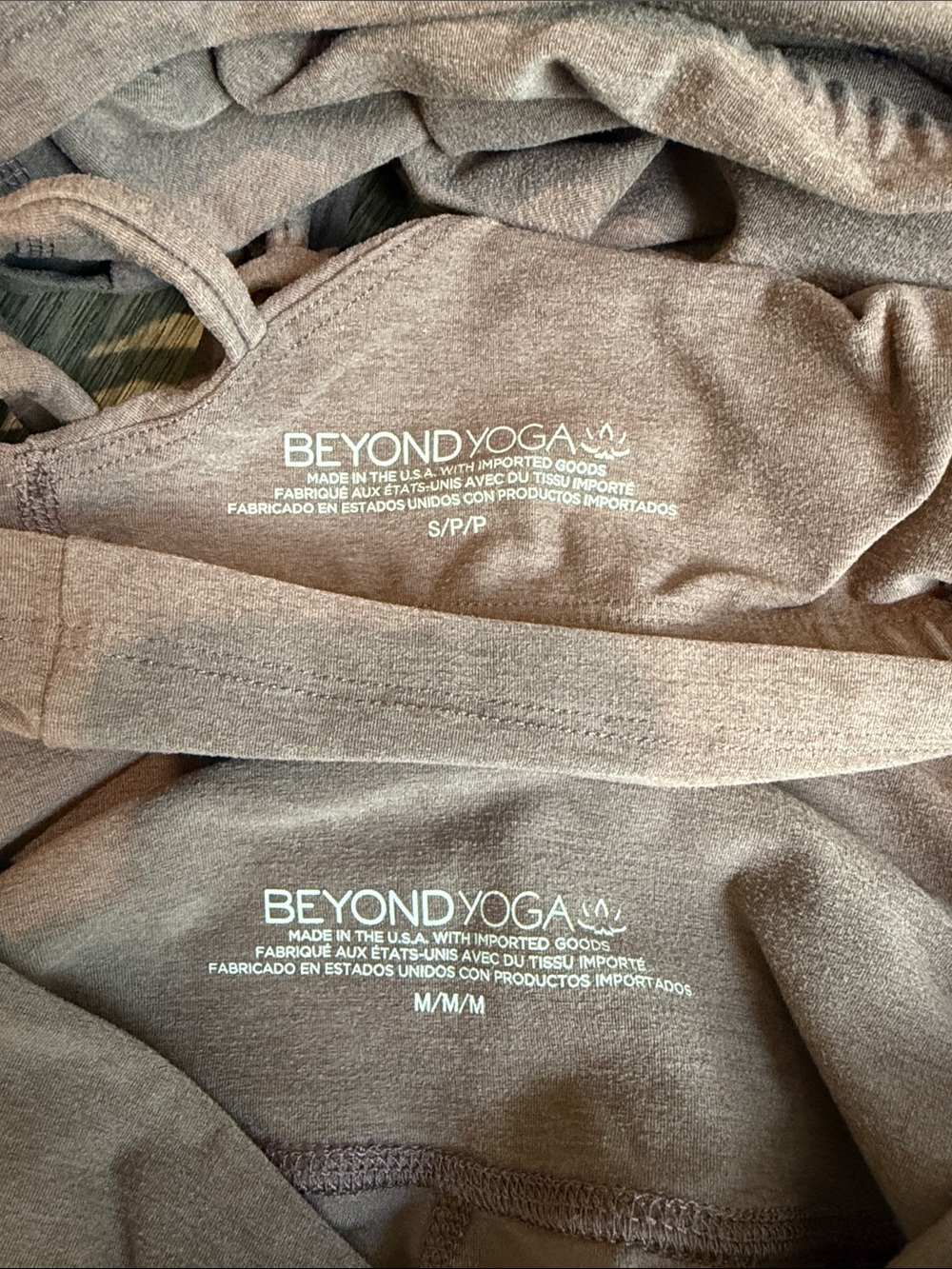 Beyond Yoga Set - Picture 4 of 4